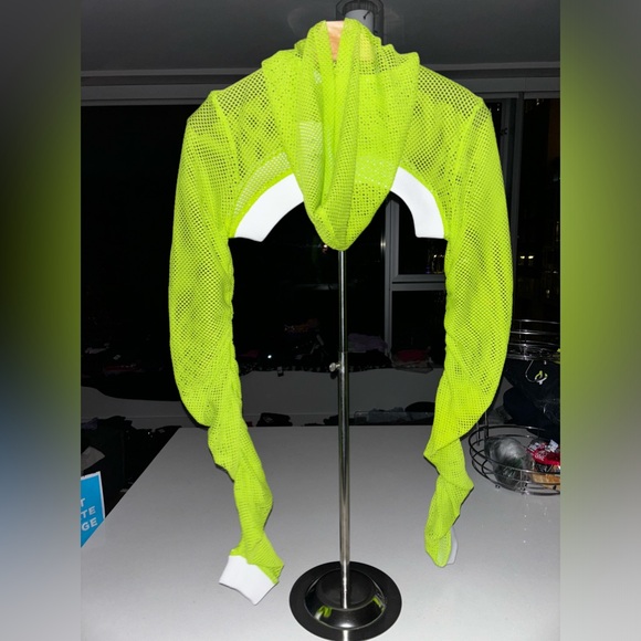 Brittany Allen x Peloton Mesh Micro Mini Top - Picture 7 of 8